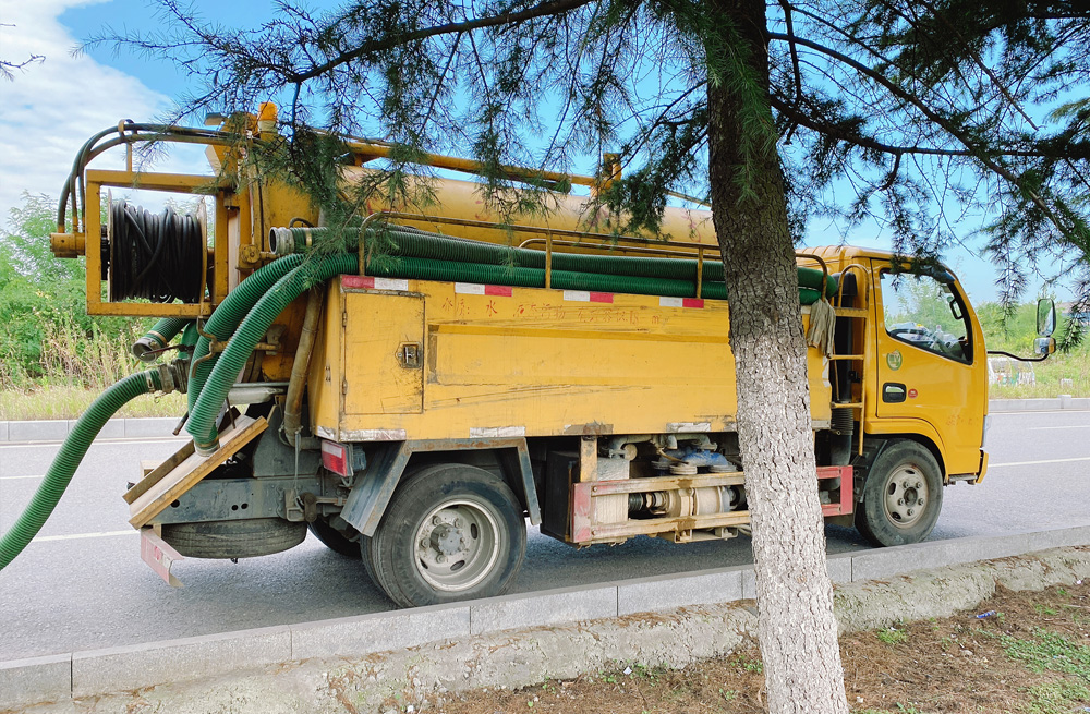 283清荷北园清洗抽粪车
