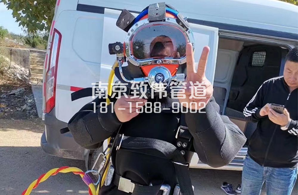 356清荷北园沉淀池清底